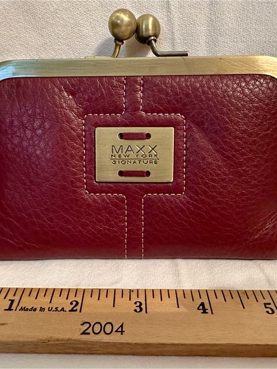 Maxx New York Accessories - Maxx New York Red Leather Kiss-Lock Wallet
